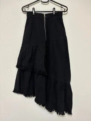 프린지 티어드 롱 스커트 jouetie