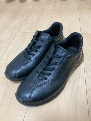 ECCO 스니커즈 신발 올 블랙 22.5cm