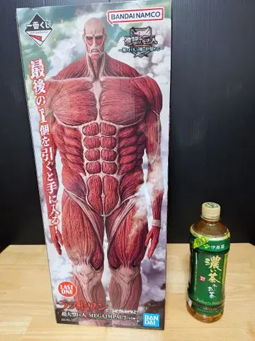 진격의 거인 초 대형 거인 피규어