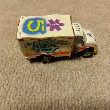 카즈 토미카 타미 닥터 데미지