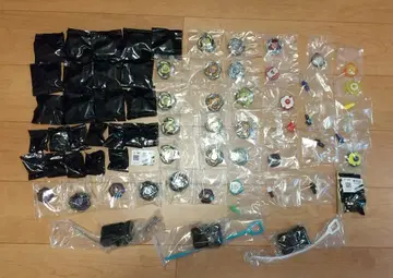 베이블레이드X 묶음 판매 (새상품 내부 가방 미개봉품)