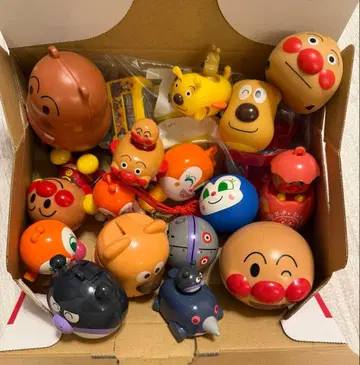 호빵맨 굿즈 묶음 판매 가챠가챠 17점