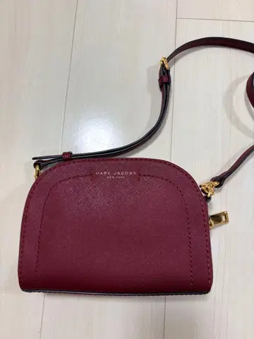 MARC JACOBS 버건디 숄더백