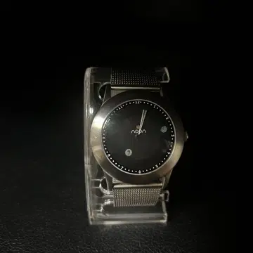 가격 인하 가능 noon 블랙 아날로그 손목시계