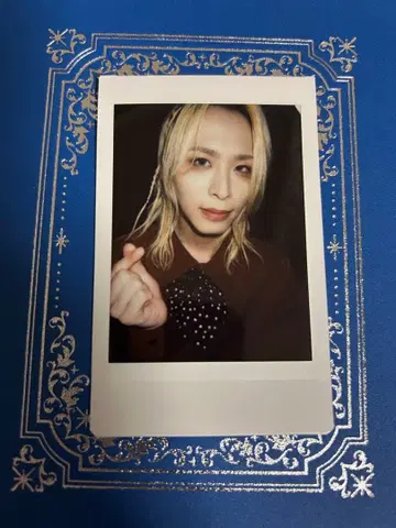 DEZERT Miyako 폴라로이드