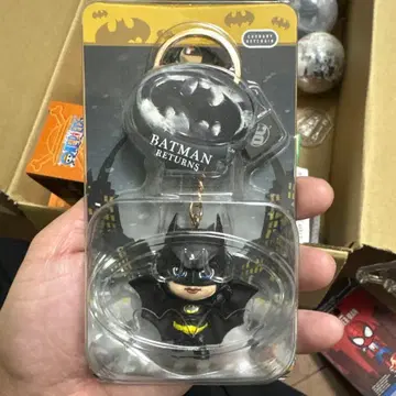 [레어] 새상품급 코스베이비 키링 배트맨 핫토이즈 입장 혜택