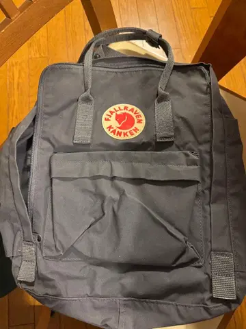 FJALL RAVEN KANKEN 그레이 백팩