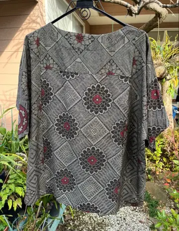 빈티지 원단 오시마 명주 꽃무늬 기하학 패턴 반팔 상의