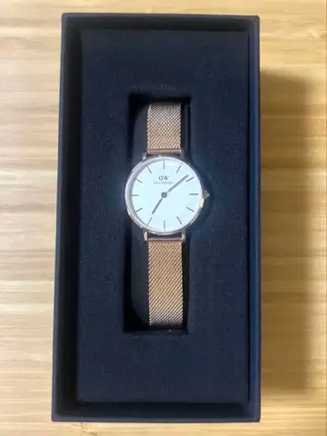Daniel Wellington 화이트 다이얼 메쉬 시계