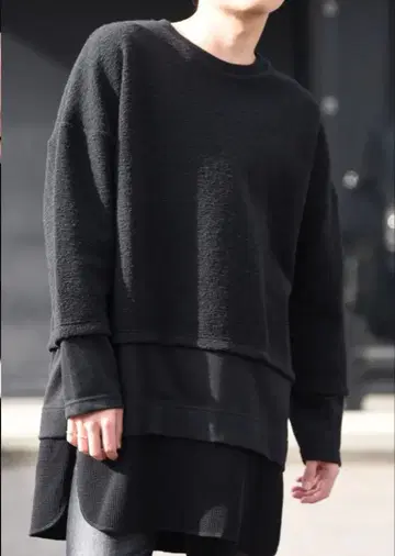 White Mountaineering 트리플 레이어드 롱 슬리브 T