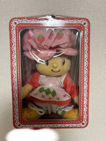 스트로베리 쇼트케이크 인형