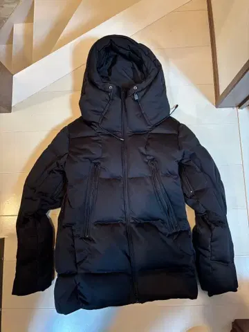 JACKROSE 블랙 다운 자켓