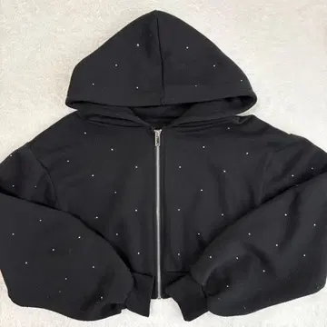 익명 배송 GRL 그레일 큐빅 숏 기장 후드티 블랙 sm90