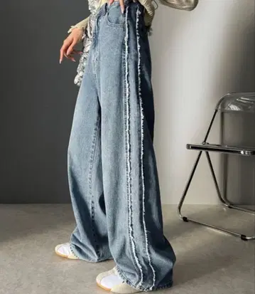 [ JaVa ] 사이드 프린지 데님 팬츠