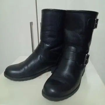 블랙 가죽 엔지니어 부츠