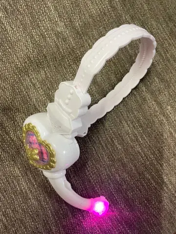 너와 아이돌 프리큐어 노래하고 춤추고 팬서비스 해줘