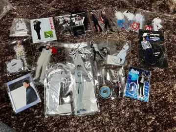 아리사와 쇼타로 아크릴 스탠드 묶음 판매