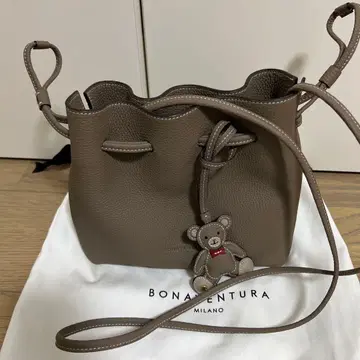 보나벤츄라 노아 백 참 포함