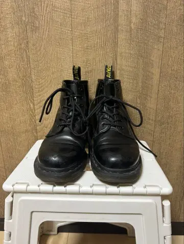 Dr. Martens 블랙 숏부츠
