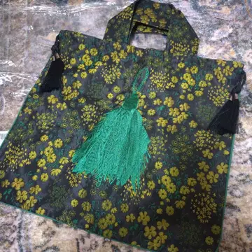 ear PAPILLONNER 토트백