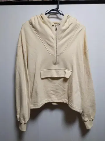 퍼블릭 도쿄 크롭 후드티 후드 부착