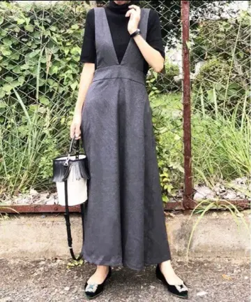 [ 새상품급 ] AZUL ENCANTO V넥 점퍼 플레어 스커트