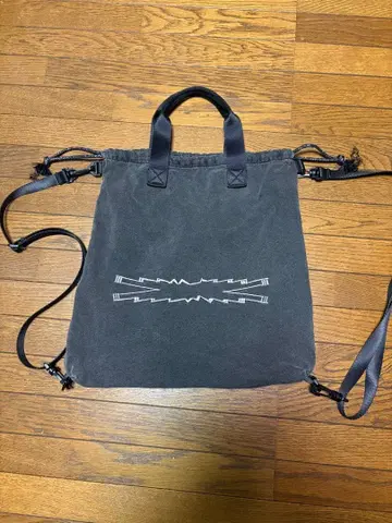 LE SSERAFIM STRING BAG