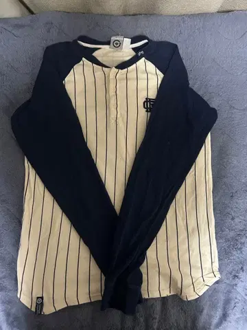 스트라이프 헨리넥