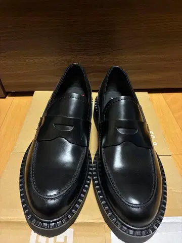 남성용 로퍼 블랙