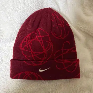 켄타우로스 켄타 착용 NIKE 니트 모자 레드