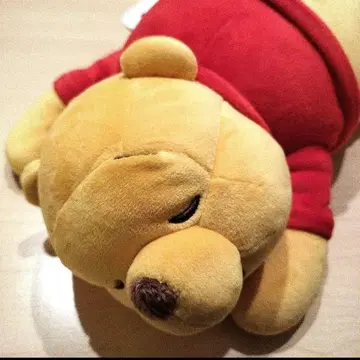 [ 새상품 ] [ 40주년 기념 ] 곰돌이 푸 누워있는 봉제 인형