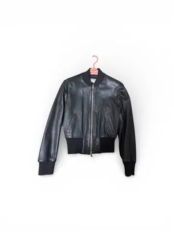 숏 길이 가죽 자켓