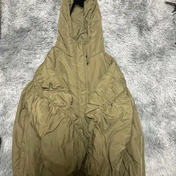 JEANASIS 후드 부착 카키 다운 자켓