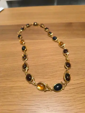 레트로한 목걸이