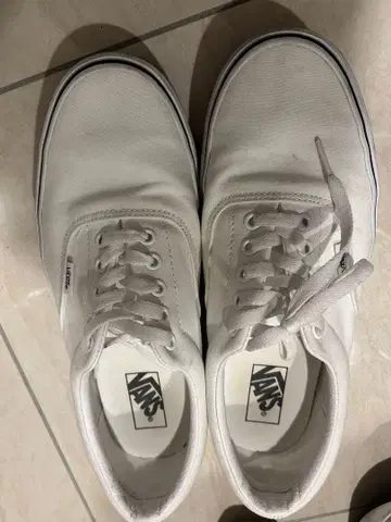 Vans 화이트 스니커즈