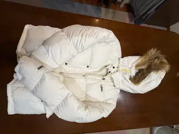 Bear USA 화이트 다운 자켓 M