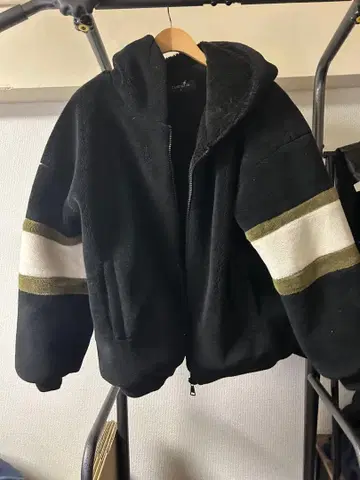 neos 보아 블루종