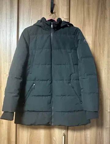 NAUTICA 블랙 다운 자켓 L 사이즈