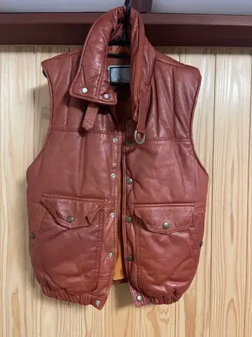 가죽 베스트 빈티지 구제 의류 40년 이상 전 여성용 M 소가죽