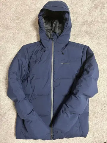 컨디션 최상 파타고니아 잭슨 글레이셔 XS 네이비 다운 자켓