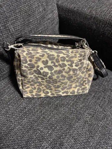 레오파드 무늬 백