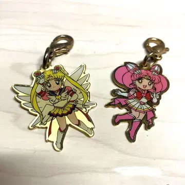 세일러문 지퍼 탑 2개 세트