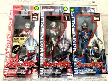 울트라맨 넥서스 피규어 3체 세트