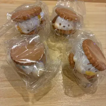 미사용 새상품 산리오 캐릭터즈 후뉴토 스모어샌드 4종 세트