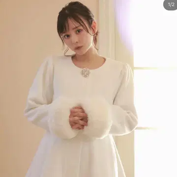 evelyn 비쥬 코트 화이트 S사이즈 2023