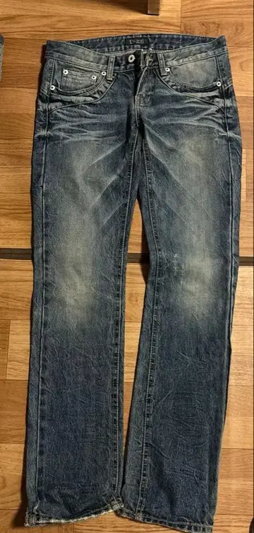 D-221 데님 블루 스트레이트 청바지