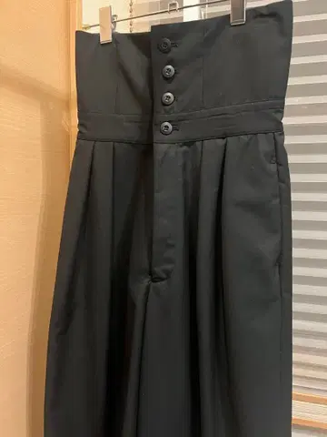 미착용_KBF 38 블랙 하이웨스트 2way 와이드 팬츠