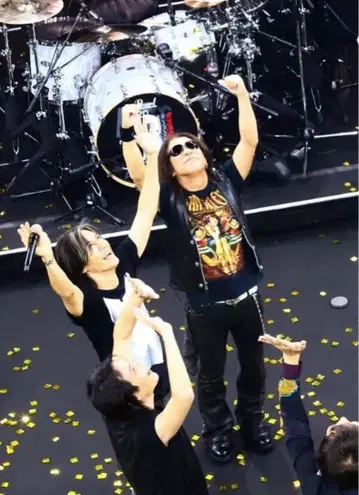 마츠모토 타카히로 TAK 착용 T셔츠 M 사이즈