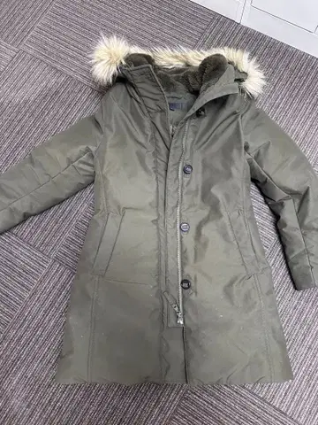 UNIQLO 울트라 웜 다운 자켓 M 사이즈