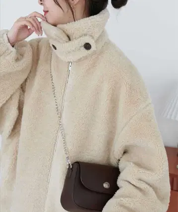 컬리 퍼 스탠드 블루종 discoat